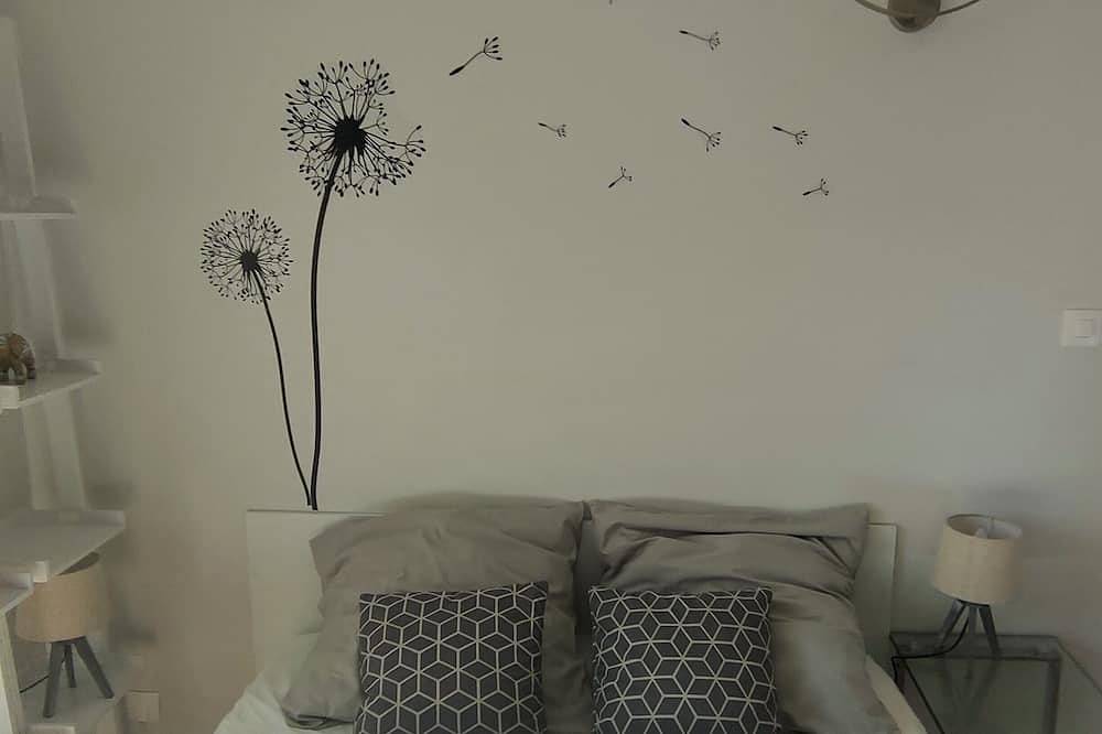 A bit of straw in Cagnes-sur-Mer, Cannes region