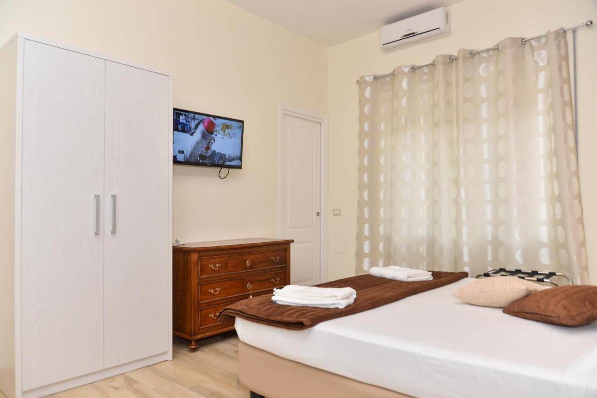 Entire apartment, Your Rhome – Experience Rome in a Bright and Welcoming Space in Rome, Rome Province
