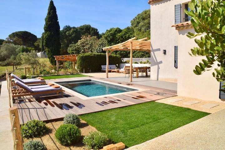 Villa pour 4 personnes, avec vue ainsi que piscine et jardin, animaux acceptés à Ramatuelle - 2