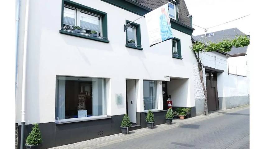 Ferienhaus für 4 Personen, mit Terrasse in Winningen