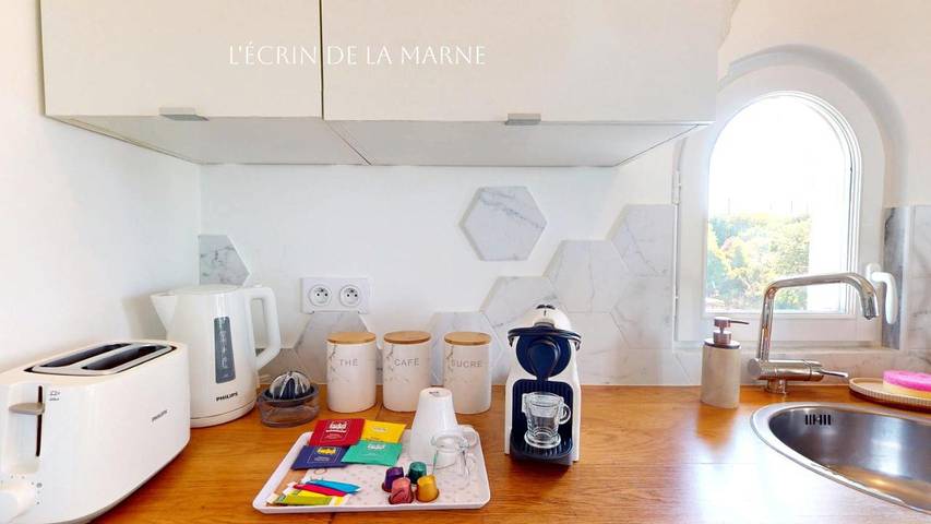 Gîte pour 4 personnes, avec vue sur le lac et vue, adapté aux familles à Nogent-sur-Marne - 3