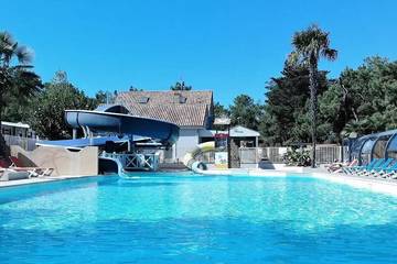 Camping pour 6 Personnes dans La Faute-sur-Mer, Vendée, Photo 2