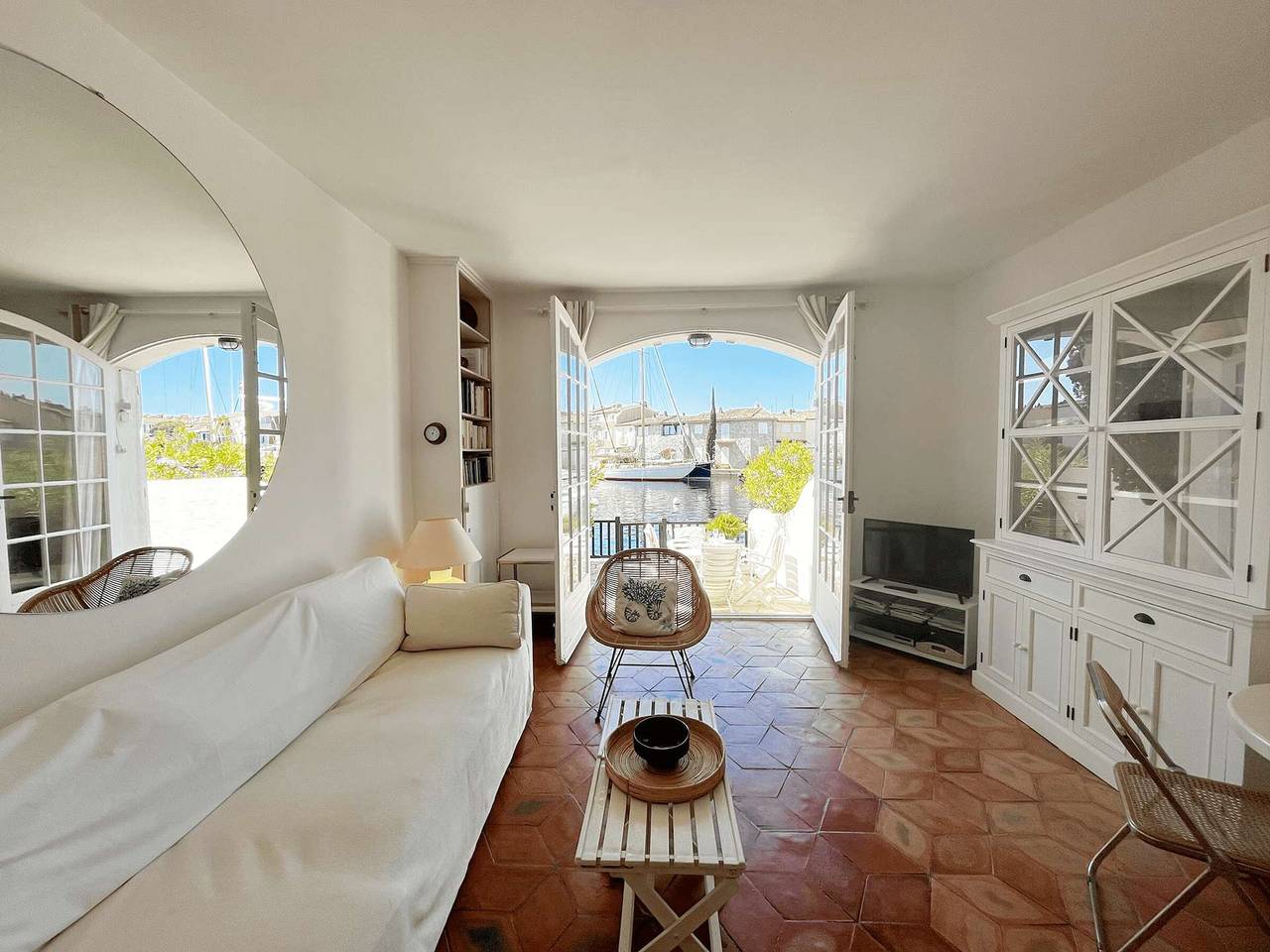 Casa renovada en Port Grimaud - Aire acondicionado - Wifi - Parking - Amarre in Port Grimaud, Grimaud