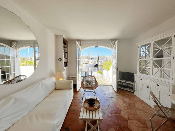 Location de vacances pour 8 personnes, avec balcon dans Plage De Port Grimaud - 3