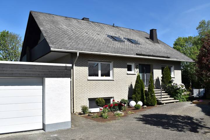 Ferienwohnung für 4 Personen, mit Balkon und Balkon/Terrasse sowie Terrasse und Garten in Winterberg