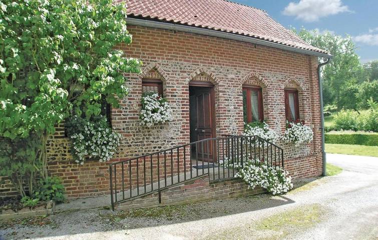 Location de vacances pour 4 personnes, avec Jardin à Embry
