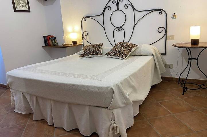 Appartement entier, Villa Oceri, à 900 mètres de la mer, ancienne ferme in Piraino, Province de Messina