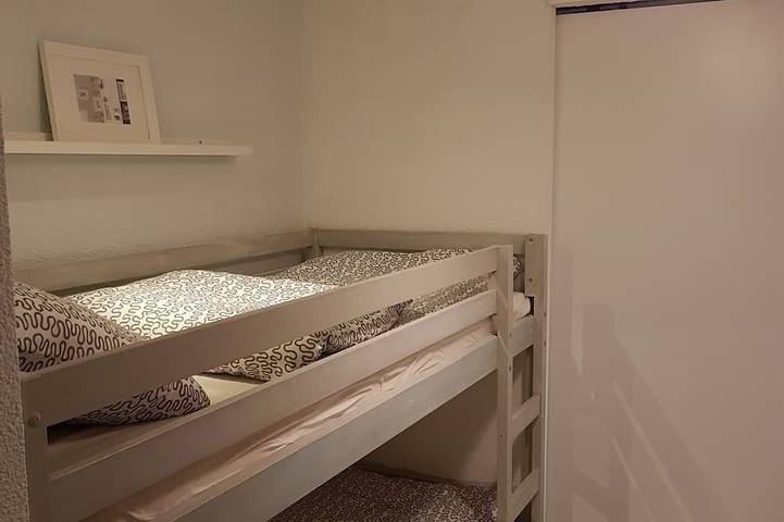 Apartamento entero, Adorable estudio ... entre el cielo y el mar ... in Sausset-les-Pins, Costa mediterránea (Francia)