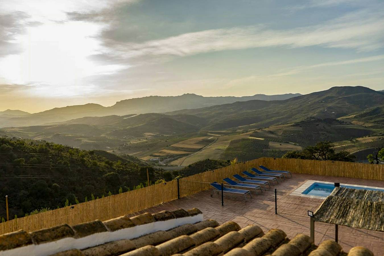 Finca con dos piscinas en 4000 m² de jardín in Casabermeja, Provincia de Málaga
