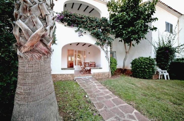 Vakantieappartement voor 4 personen, with tuin and kinderzwembad as well as zwembad, kindvriendelijk in Jávea