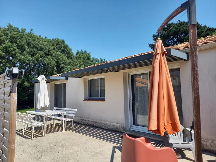 Casa de vacaciones para 4 personas, con vistas al lago además de vistas y jardín - 1