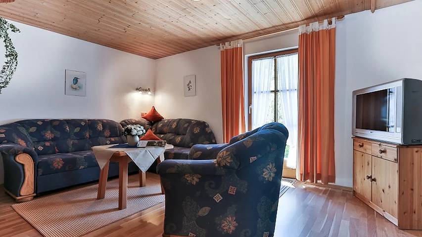 Bungalow für 2 Personen, mit Garten in Oberbayern - 4