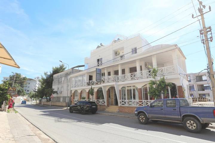 Hôtel pour 4 personnes, avec jardin ainsi que vue et balcon