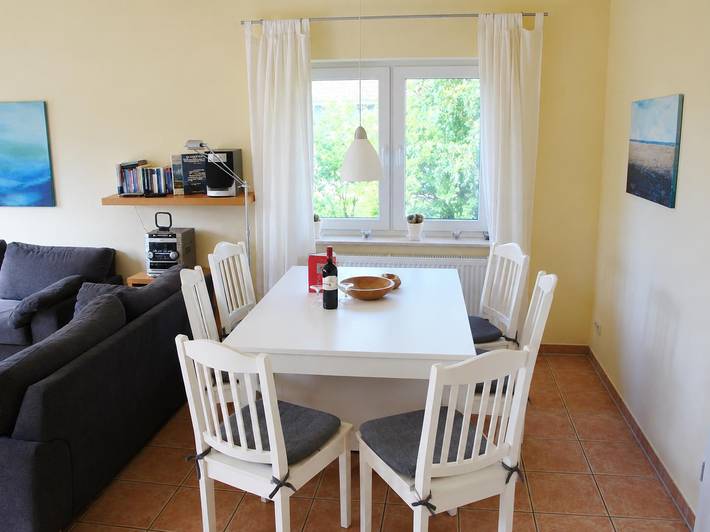 6 Personen Ferienhaus mit privatem Bootsteg, direkter Seelage, Kanu, Sauna und Badewanne in Otterndorf in Otterndorf, Cuxland