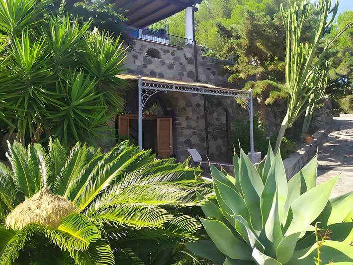 Gîte pour 2 personnes, avec jardin, animaux acceptés à Lipari - 4