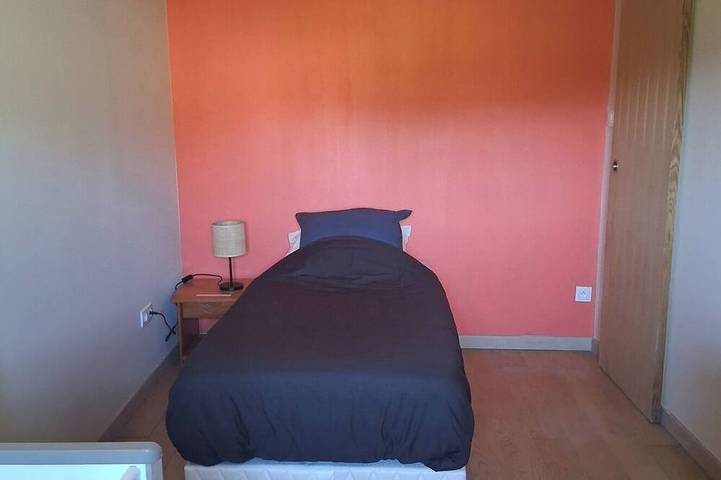 Location de vacances pour 5 personnes, avec jardin et terrasse, animaux acceptés dans Plage Du Sablon Cosqueville - 3