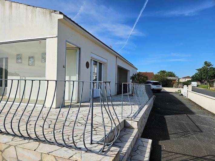 Location de vacances pour 6 personnes, avec terrasse, animaux acceptés à Saint-Germain-du-Seudre - 2