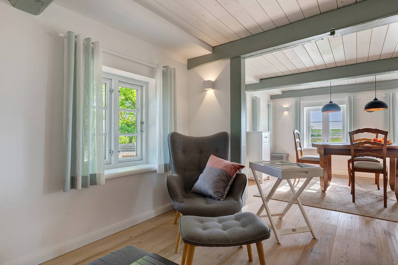 Ganze Wohnung, Ferienwohnung 'Große Koje' mit privater Terrasse, privatem Garten und Wi-Fi in Pellworm, Nordfriesische Inseln