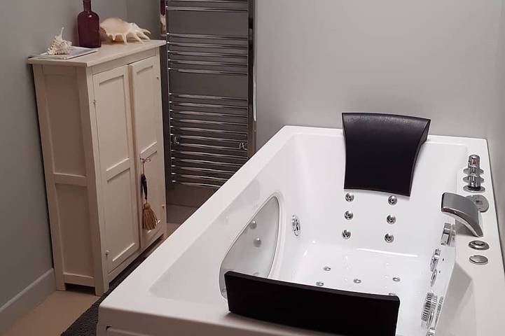 Gîte pour 3 personnes, avec jacuzzi ainsi que piscine et jardin à Puisseguin - 3