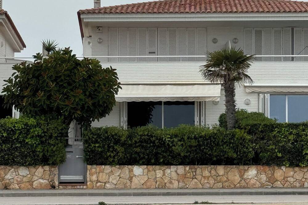 Tu refugio frente al Mediterráneo en Altafulla in Altafulla, Costa Dorada