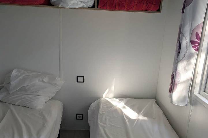 Location de vacances pour 7 personnes, avec piscine et sauna, animaux acceptés à Vaulnaveys-le-Bas - 2