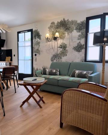 Gîte pour 4 personnes, avec jardin et terrasse, animaux acceptés à La Flotte