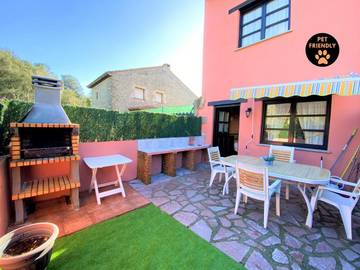 Casa rural para 7 personas, con jardín y terraza, Se admiten mascotas en Llanes