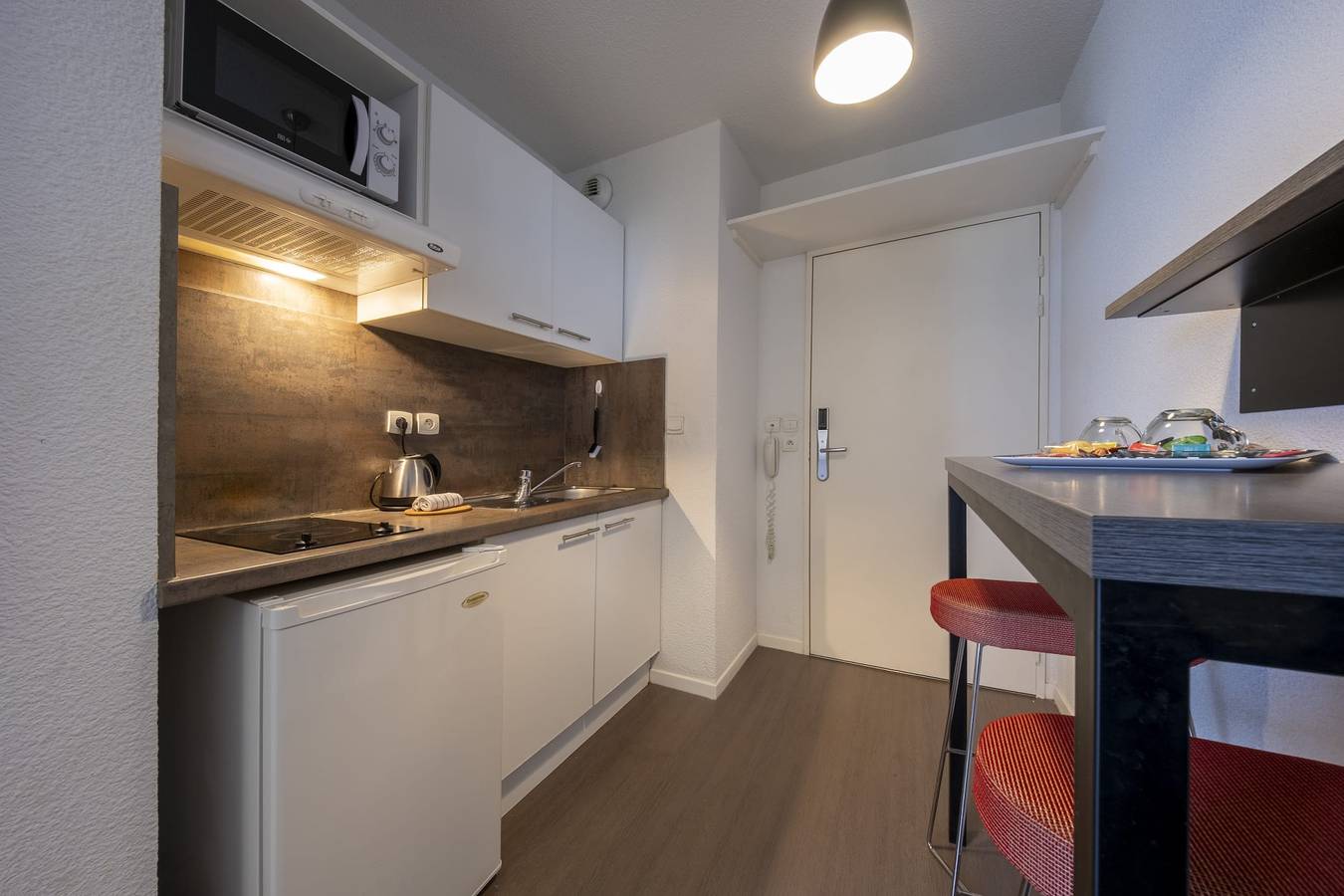 Studio entier, 7 - L'Envol - Gare - Wifi in Toulouse, Toulouse et ses environs
