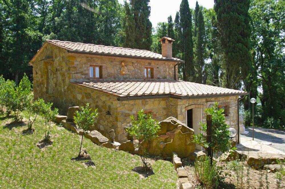 Casa Del Boscaiolo by Interhome in Monteverdi Marittimo, Etruskische Küste