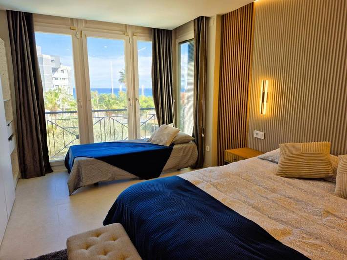 Villa pour 12 personnes, avec piscine ainsi que jardin et vue, adapté aux familles à Alicante - 3