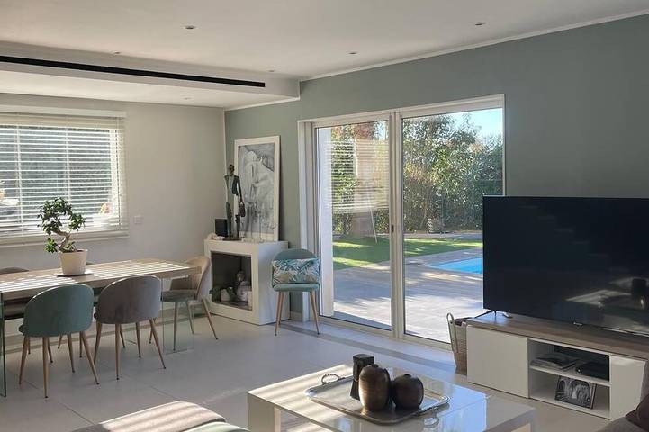 Location de vacances pour 6 personnes, avec terrasse et jardin à La Gaude - 4