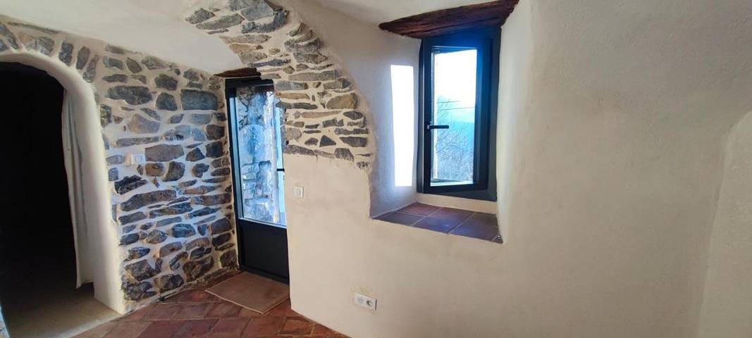 Location de vacances pour 2 personnes, avec piscine et terrasse ainsi que jardin et vue à Bessèges - 3