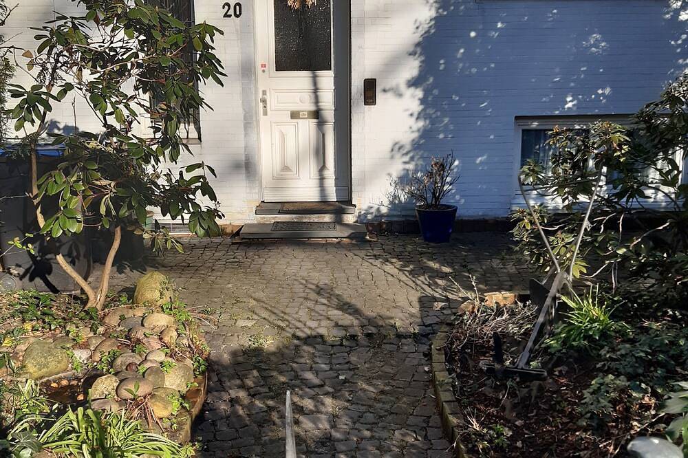 Apartamento inteiro, Apartamento agradável e tranquilo, com boas conexões para todos os pontos turísticos de Hamburgo. in Eimsbüttel Hamburgo, Hamburgo