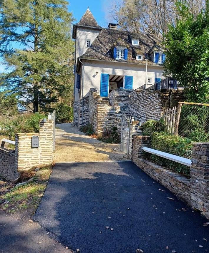 Location de vacances pour 6 personnes, avec vue et jardin à Argentat - 4