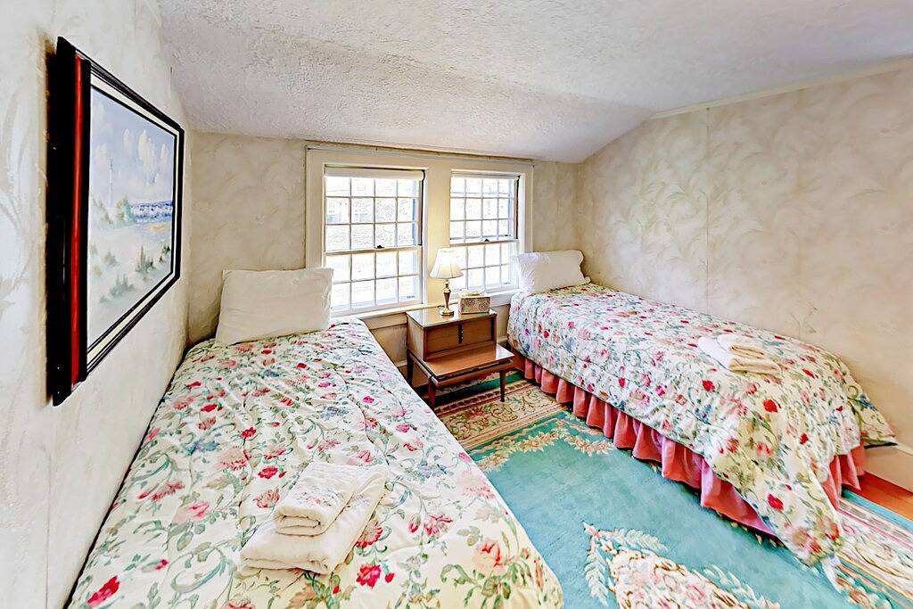 Coastal Retreat w/ Sunroom & Yard – Walk to Private Beach & Harwich Port in West Harwich, Harwich