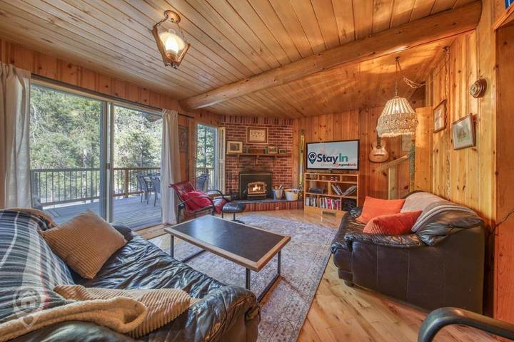 Ferienhaus für 6 Personen, mit Sauna und Terrasse sowie Pool und Whirlpool, mit Haustier - 1