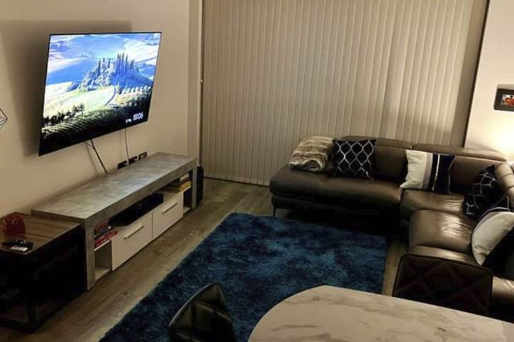 Apartment for 2 people, with garden in Harrow