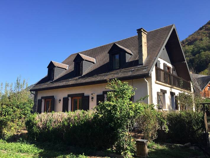 Gîte pour 10 personnes, avec terrasse et jardin, animaux acceptés dans Haute-Garonne