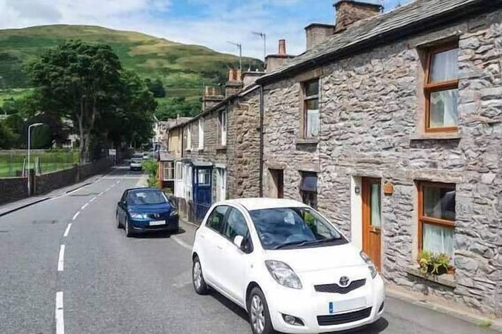 Cottage for 4 people, with garden, with pets in Sedbergh