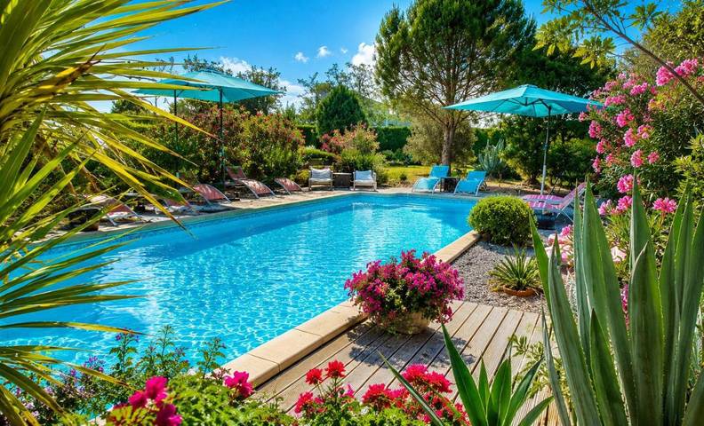 Gîte pour 2 personnes, avec Terrasse et Jardin ainsi que Piscine et Vue à Mirepeisset - 2