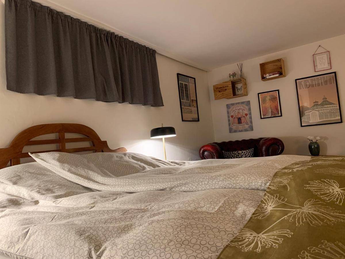 Comfortable Large Room King S bed near Cph centre in Copenhague, Hovedstaden