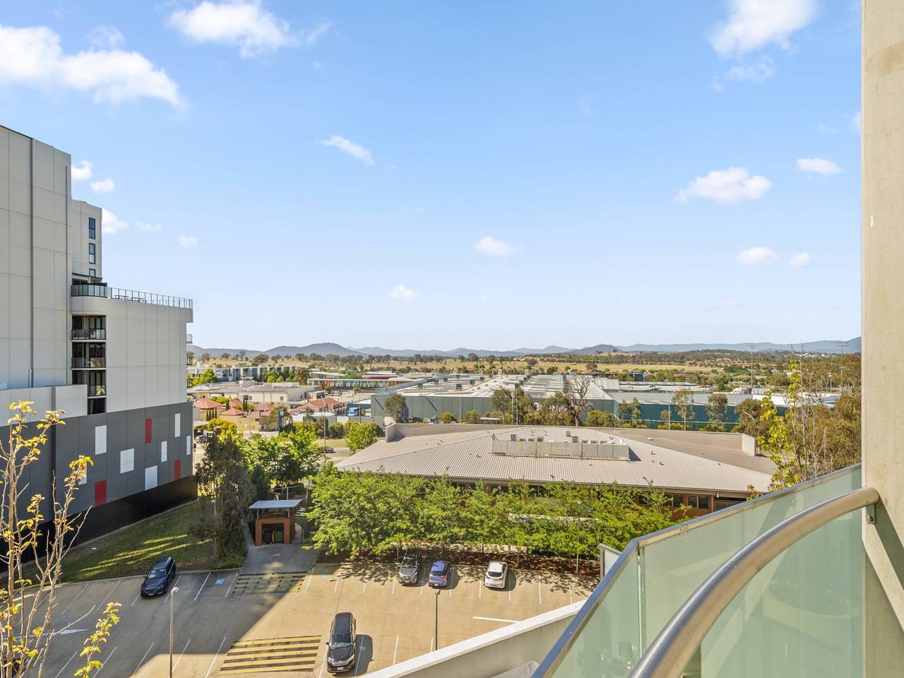Ganze Wohnung, Helles 2-Bett-Apartment mit malerischem Balkon in Canberra, Australian Capital Territory