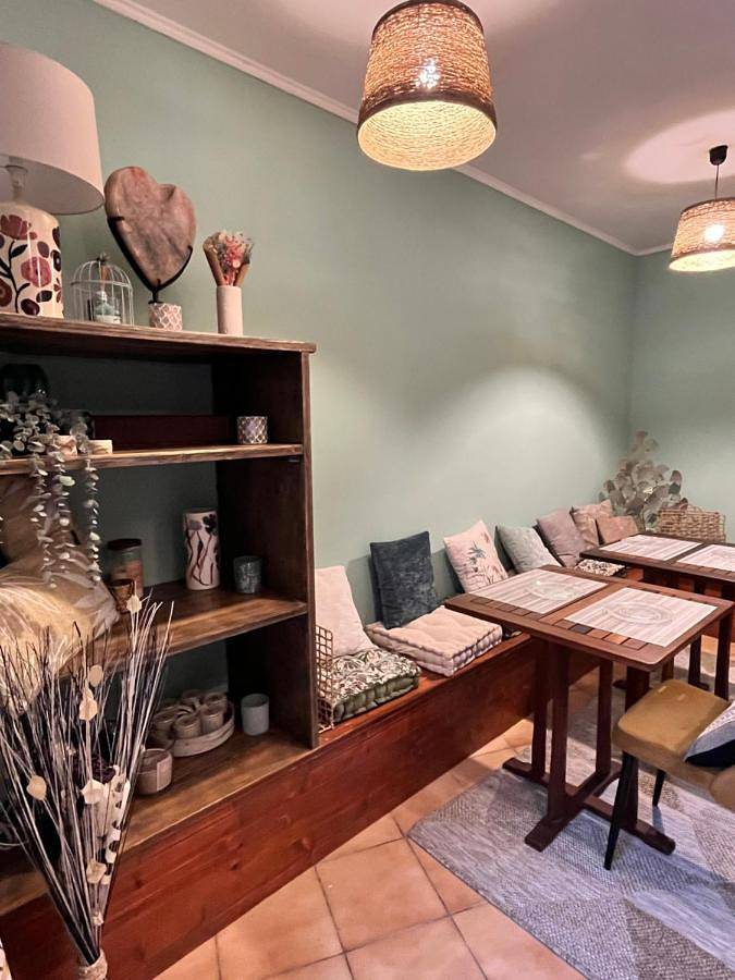 Hôtel pour 2 personnes, avec terrasse dans Capvern les Bains - 2