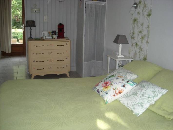 Chambre d’hôte pour 2 personnes, avec Terrasse et Jardin