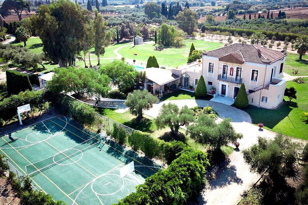 Casa vacanza a Ilida a partire da 809€ a notte