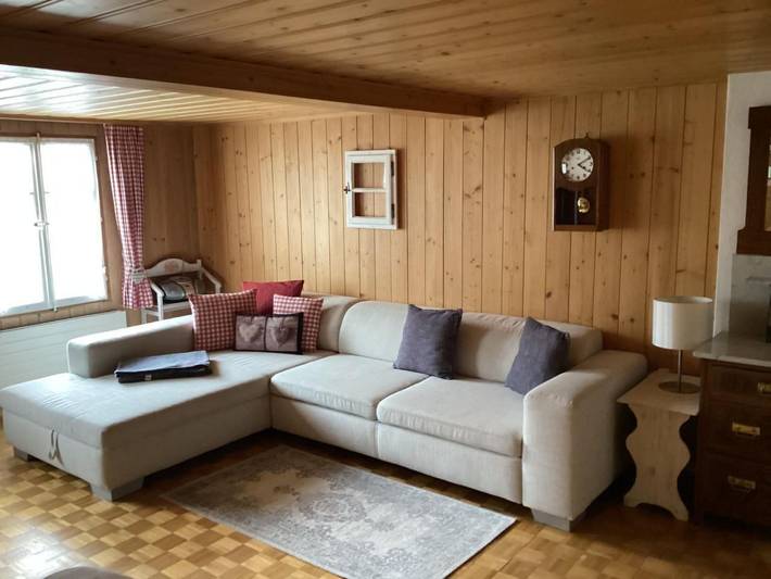 Ganze Wohnung, Mannried 2 1/2-Zimmerwohnung "Rustikal" in Zweisimmen, Frutigen - Lenk - Adelboden