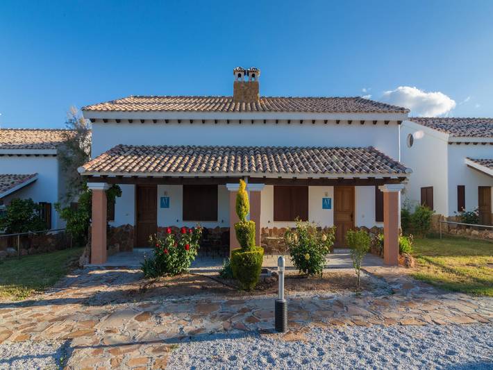 Casa rural para 4 personas, con Terraza además de Jardín y Piscina en Sierra de Cazorla