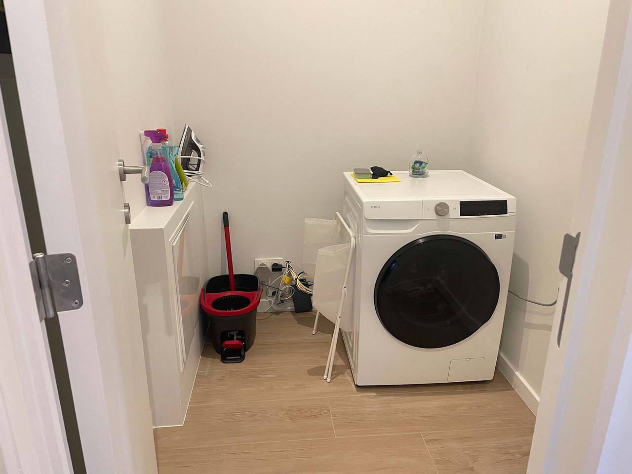 Geheel appartement, Een pareltje met zes gastenkamers vlakbij de in Antwerpen, Antwerpen en omgeving