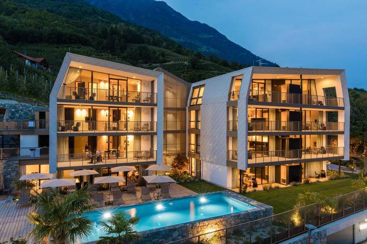 Ferienwohnung für 5 Personen, mit Sauna und Garten sowie Ausblick und Pool - 1