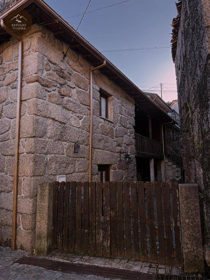 Location de vacances pour 7 personnes, avec vue et terrasse dans Campo Do Gerez